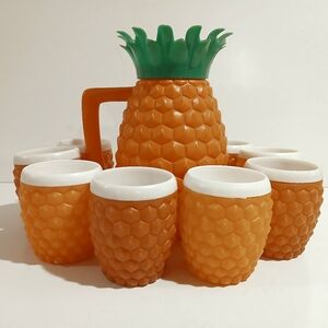 Vintage Minerware Plastic Pineapple Design Orange and Green  Pitcher Set
